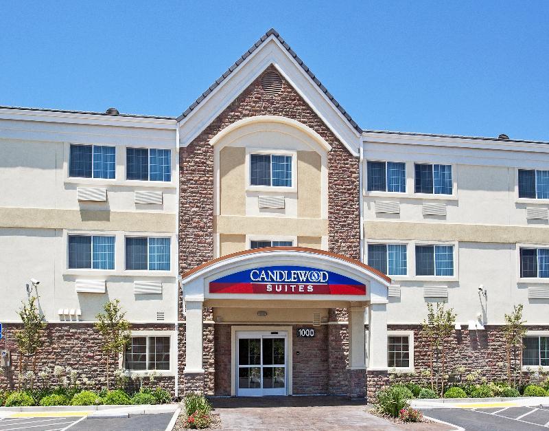 Candlewood Suites Turlock By Ihg Esterno foto