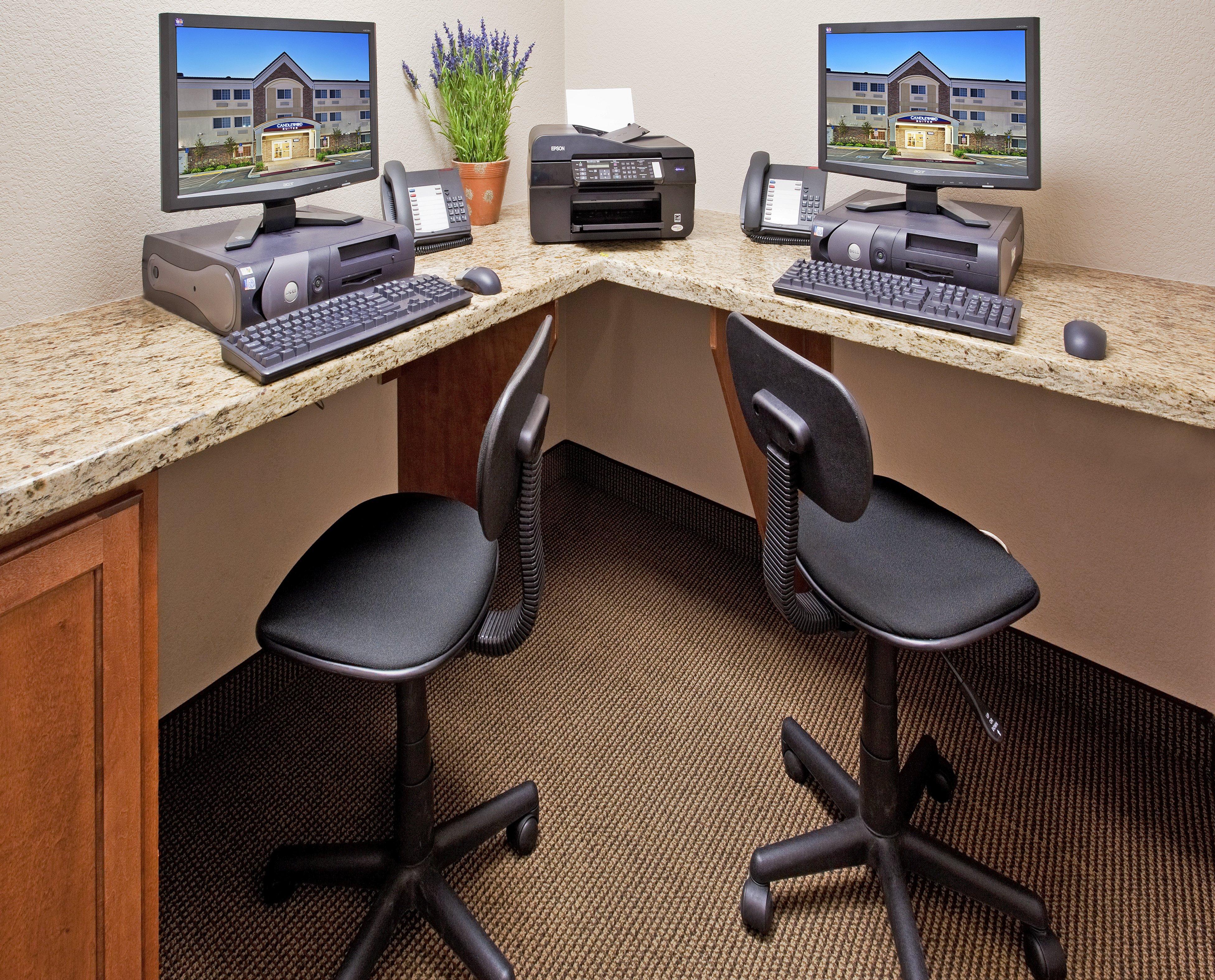 Candlewood Suites Turlock By Ihg Esterno foto