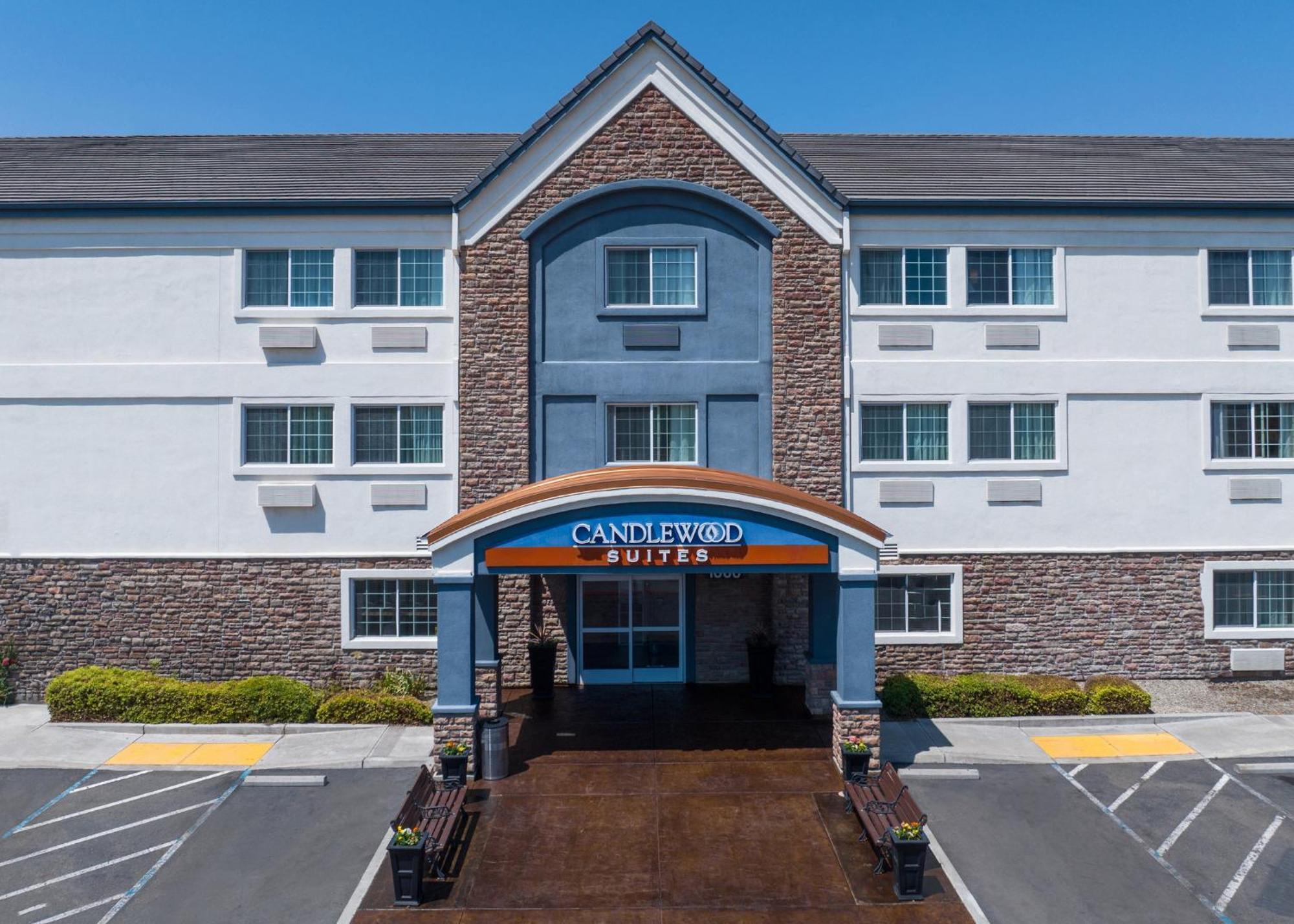 Candlewood Suites Turlock By Ihg Esterno foto