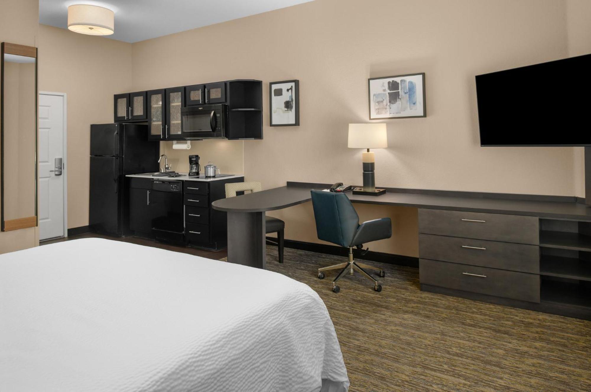 Candlewood Suites Turlock By Ihg Esterno foto