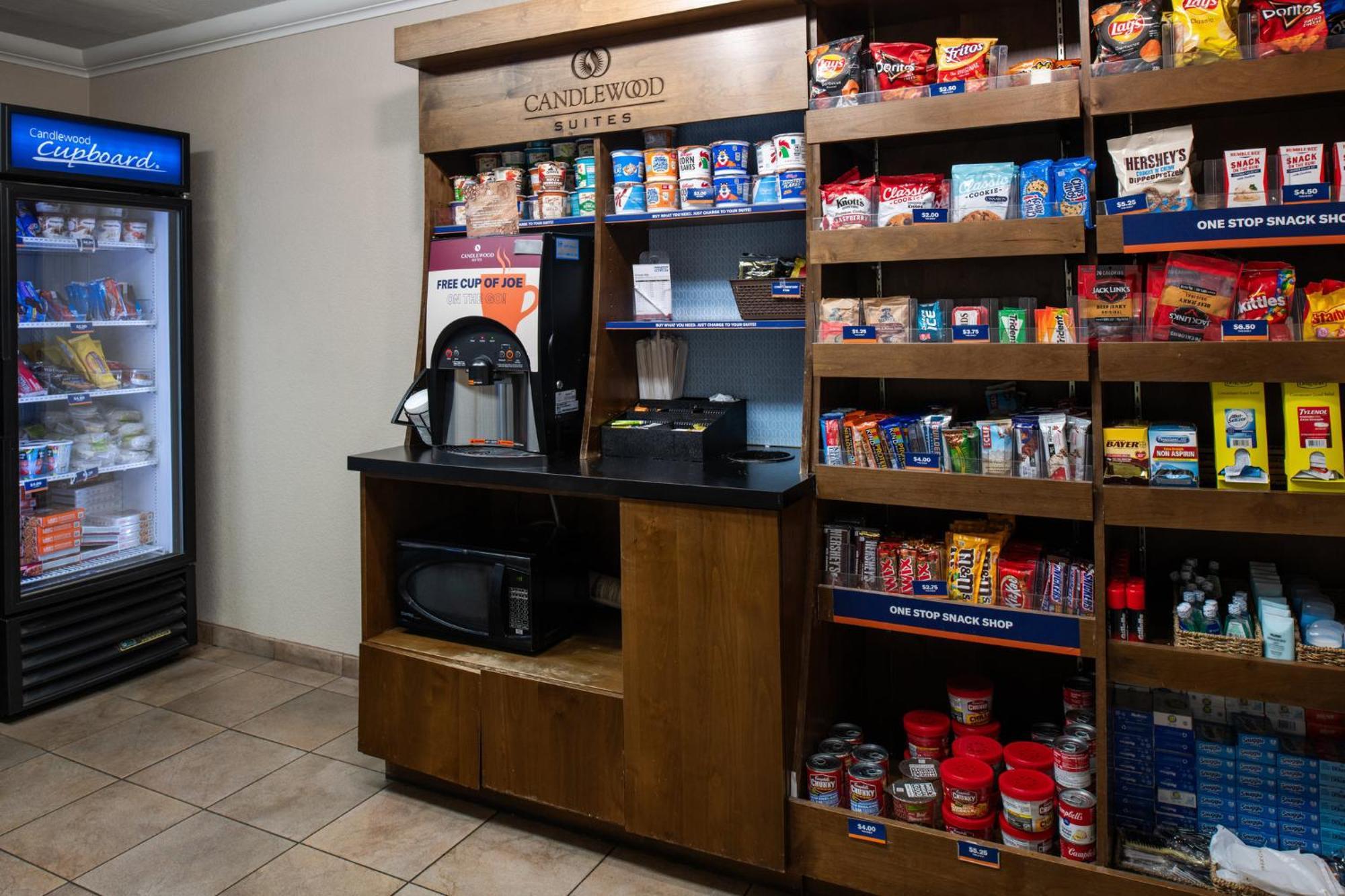 Candlewood Suites Turlock By Ihg Esterno foto