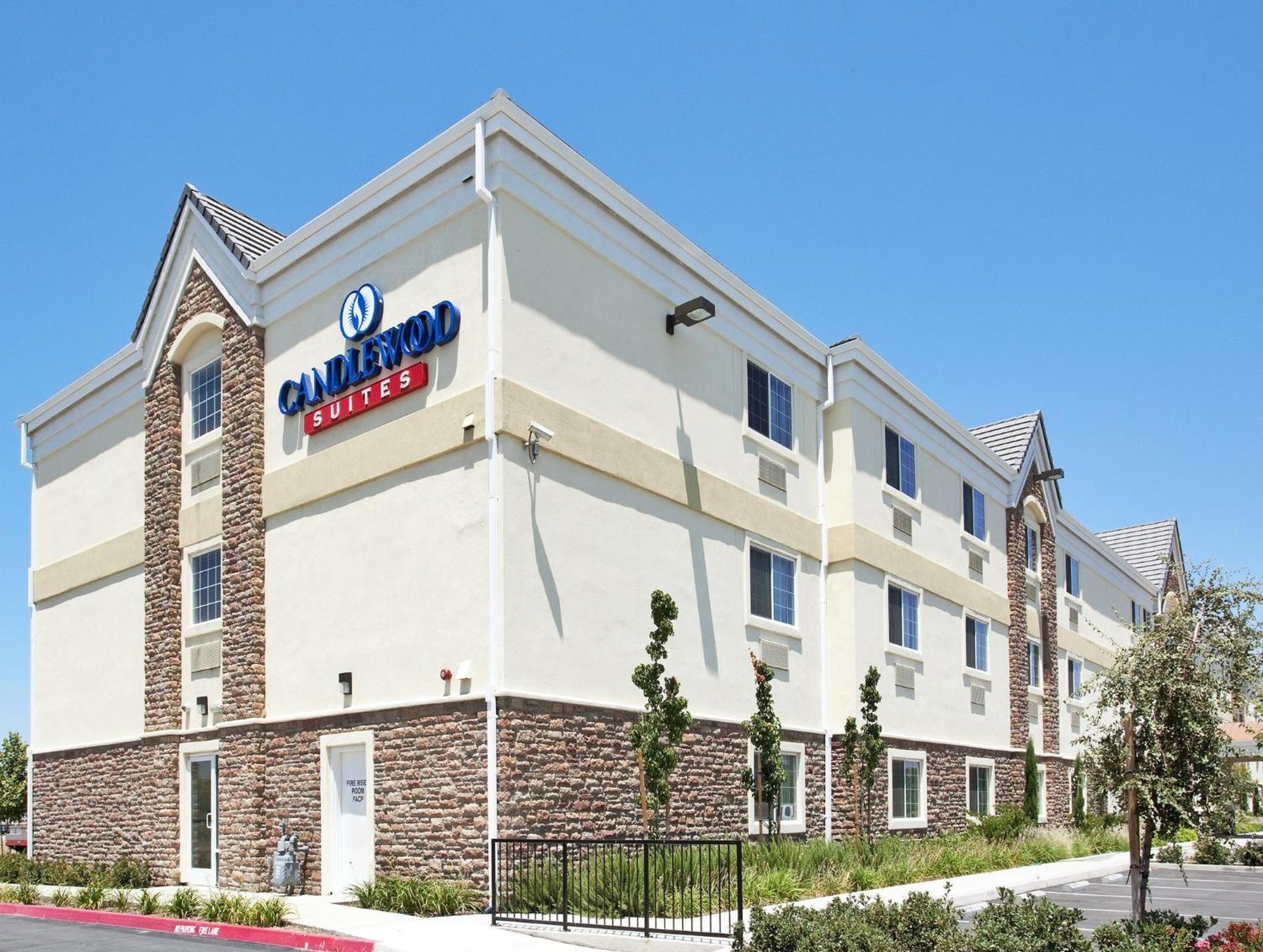 Candlewood Suites Turlock By Ihg Esterno foto
