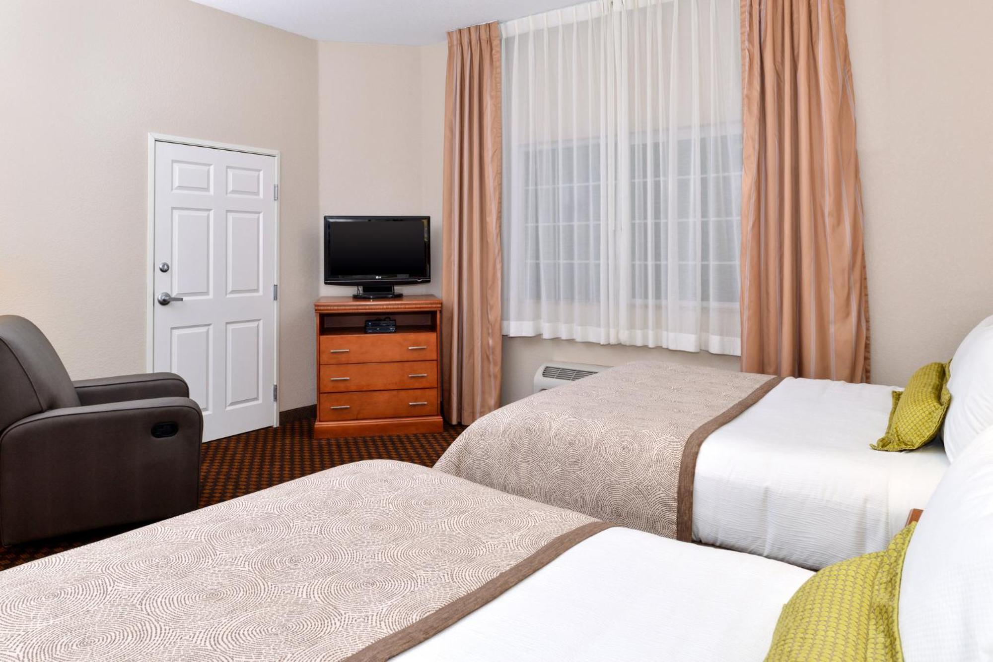 Candlewood Suites Turlock By Ihg Esterno foto