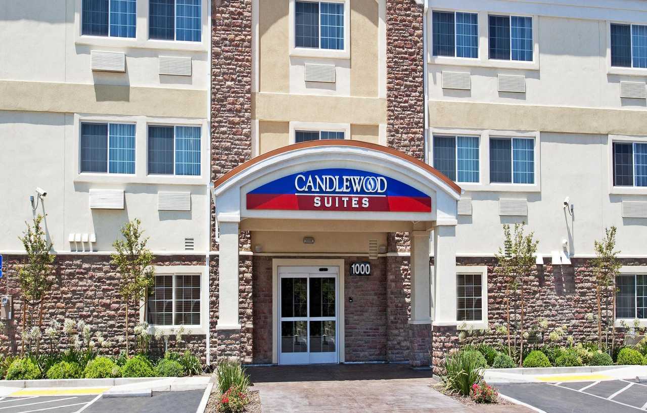 Candlewood Suites Turlock By Ihg Esterno foto