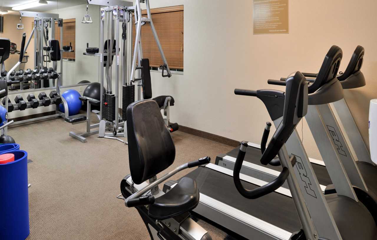 Candlewood Suites Turlock By Ihg Esterno foto